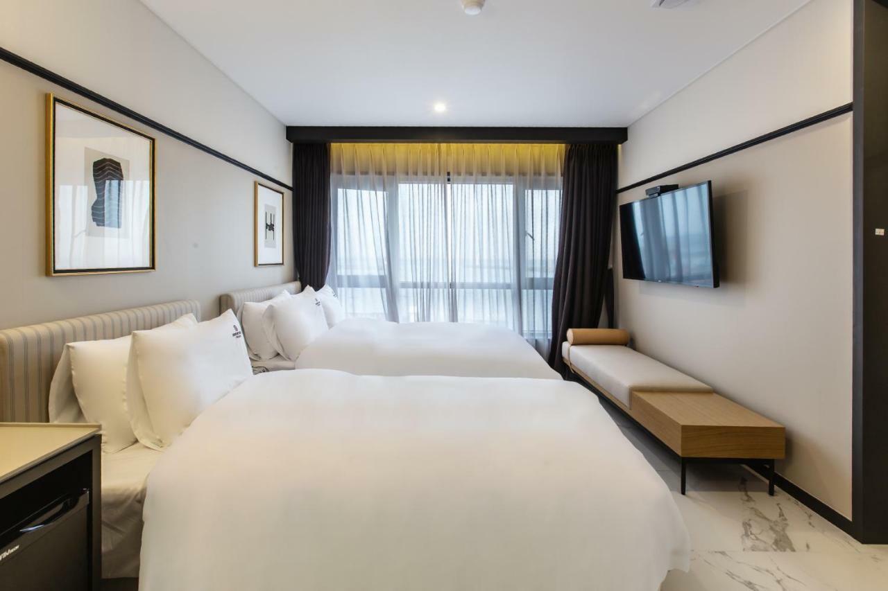Hotel Brown Dot Gijang Yeonhwari à Busan Extérieur photo