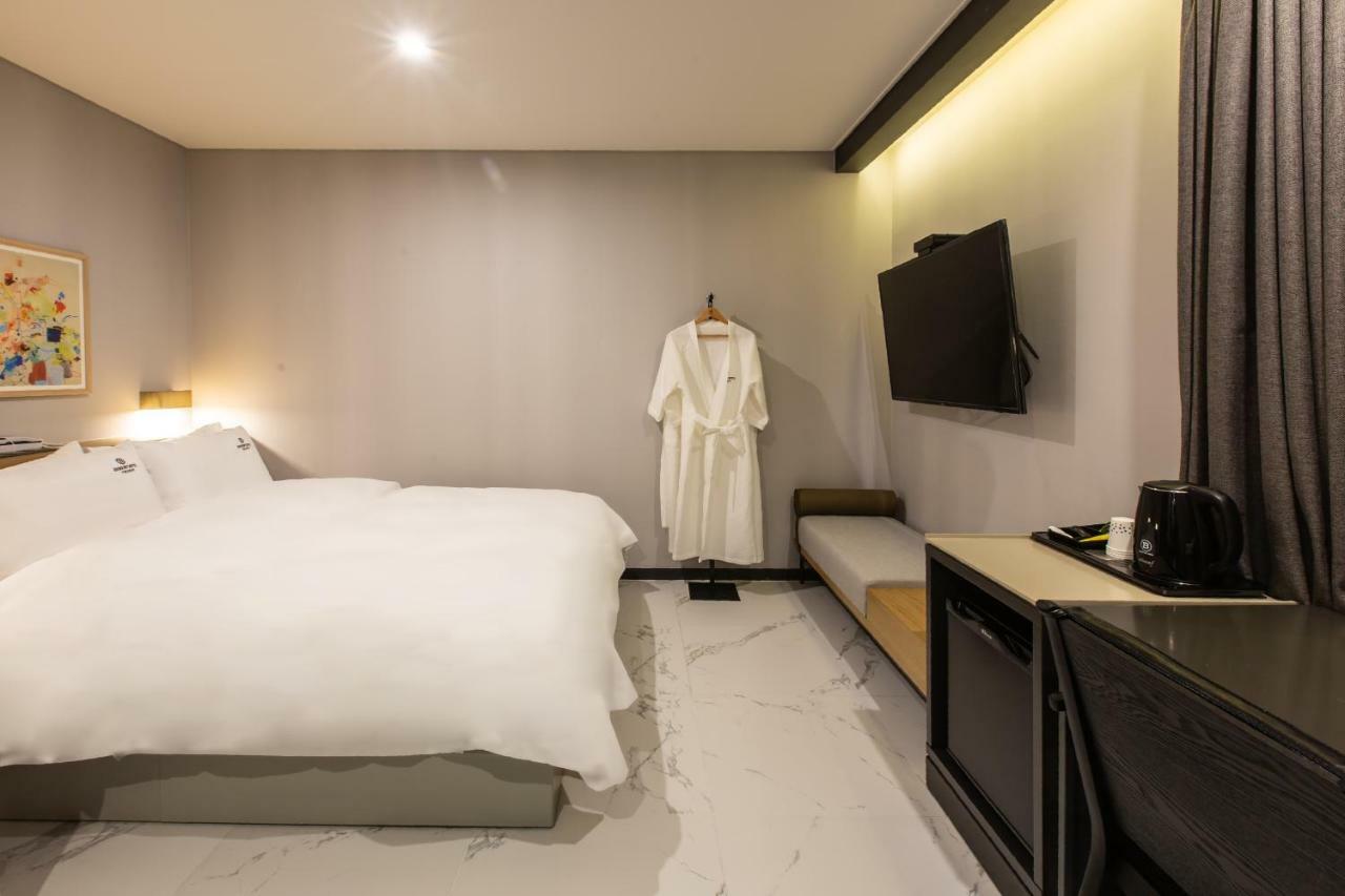 Hotel Brown Dot Gijang Yeonhwari à Busan Extérieur photo